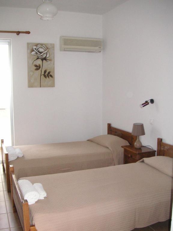 Maria Studios And Apartments Haraki Camera foto